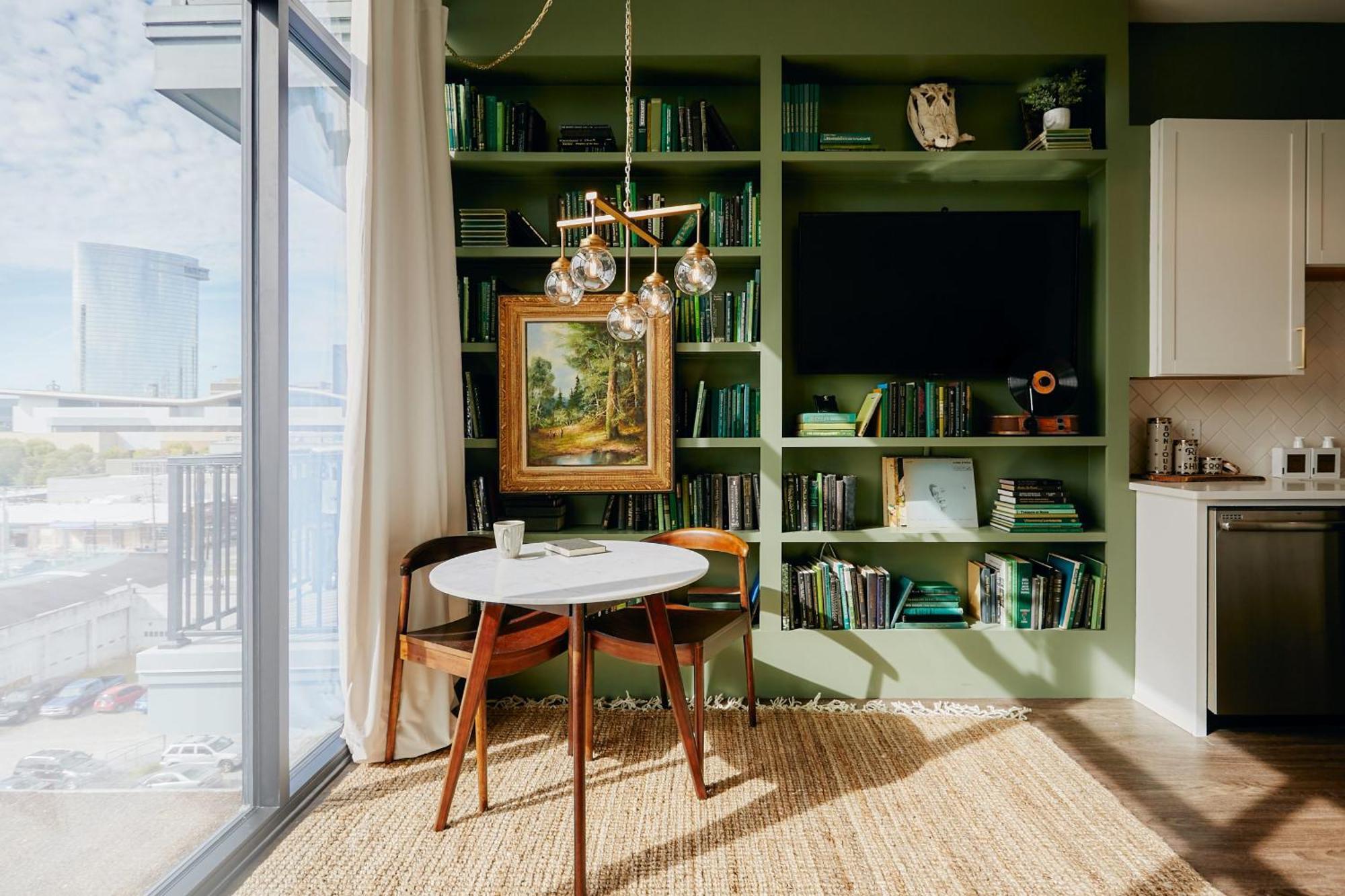 The Vintage - Wonderful Apartment In Best Location Craiova Eksteriør billede